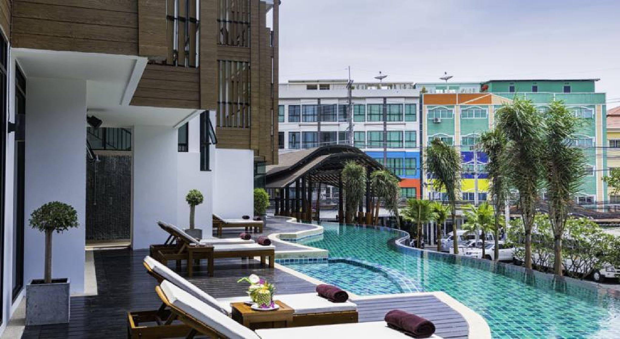 The Lunar Patong Phuket Exterior photo